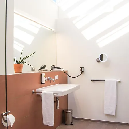 Seeger Living Premium Downtown 4*