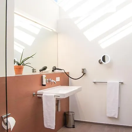 Seeger Living Premium Downtown Aparthotel 4*