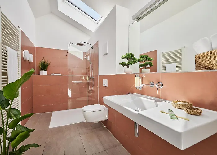 Seeger Living Premium Downtown 4*