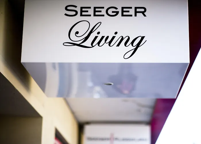 Seeger Living Premium Downtown 4*